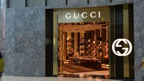 gucci stipendi svizzera|Working at Gucci: 186 Reviews about Pay & Benefits .